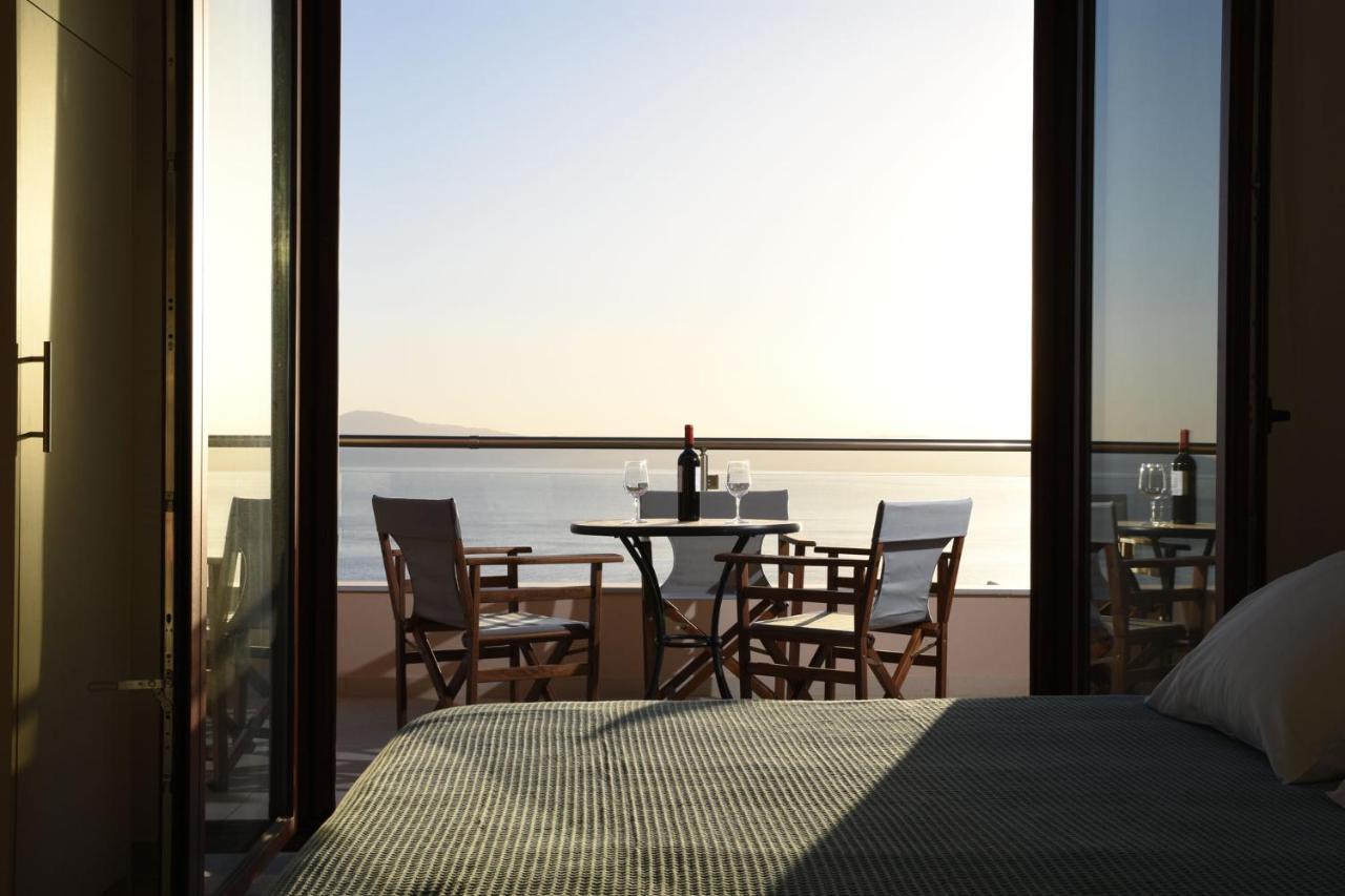Villa Dafni - Infinite Sea Vistas With Private Pool Kalamáta Buitenkant foto