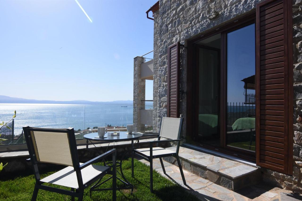 Villa Dafni - Infinite Sea Vistas With Private Pool Kalamáta Buitenkant foto