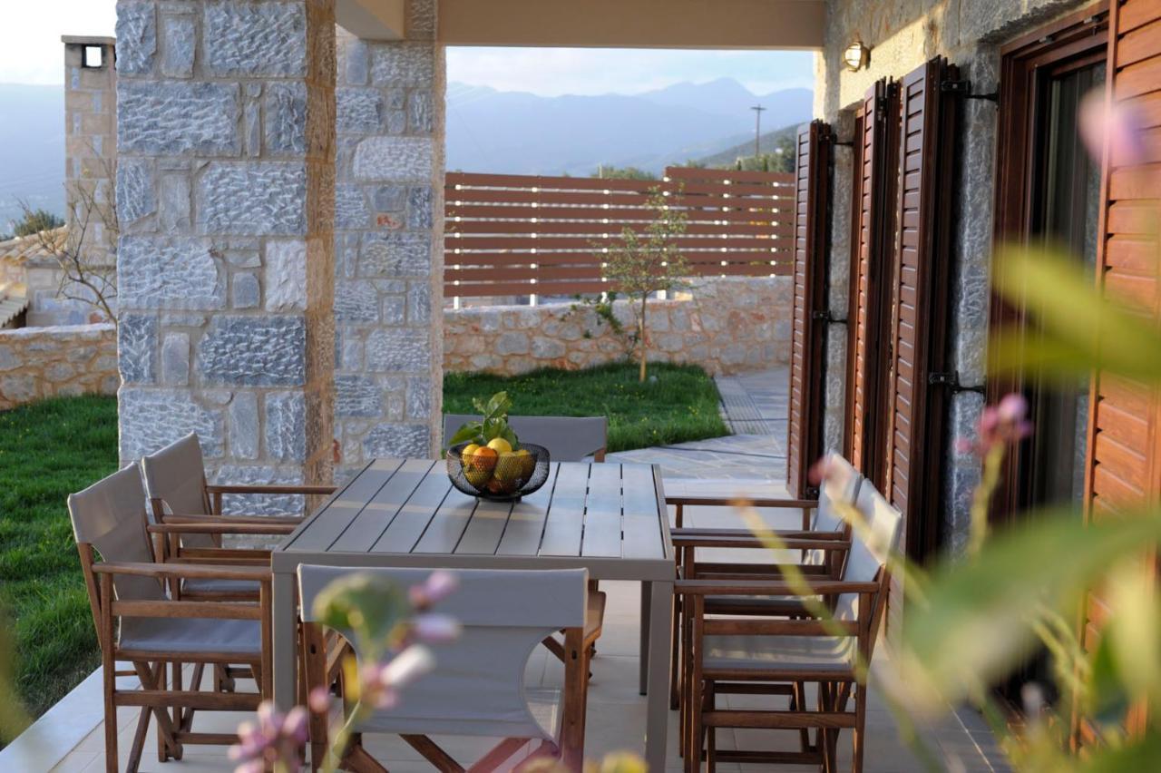 Villa Dafni - Infinite Sea Vistas With Private Pool Kalamáta Buitenkant foto