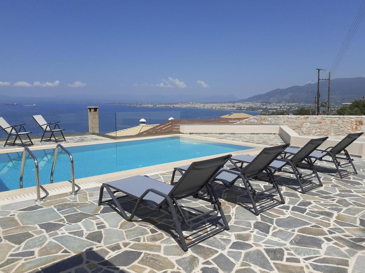 Villa Dafni - Infinite Sea Vistas With Private Pool Kalamáta Buitenkant foto