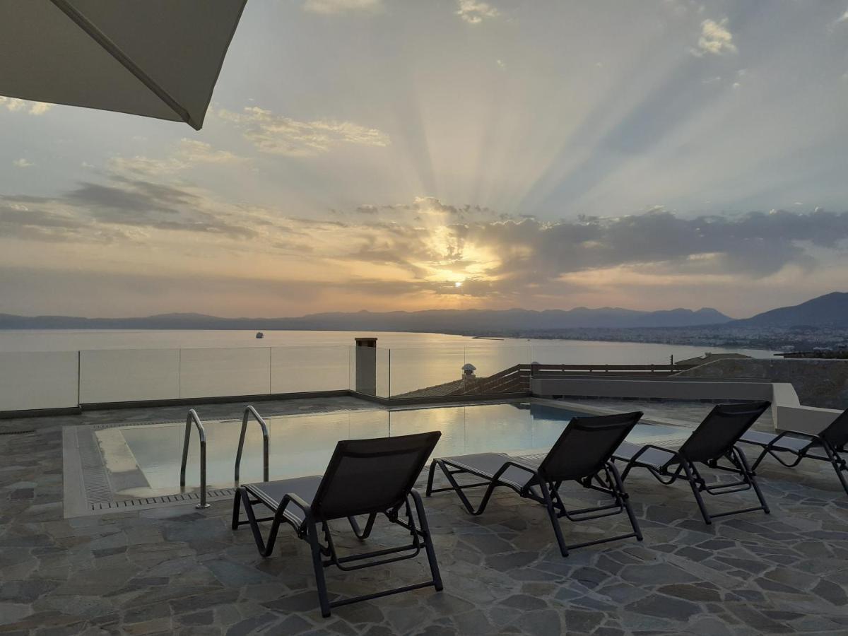 Villa Dafni - Infinite Sea Vistas With Private Pool Kalamáta Buitenkant foto